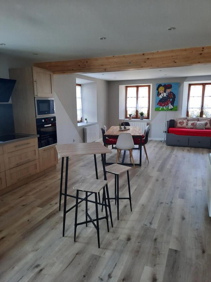 Gite Du Val'Soleil Ville  ภายนอก รูปภาพ